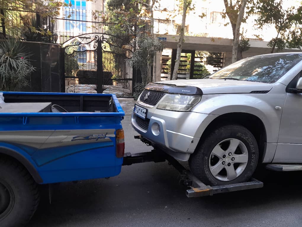 چگونه می‌توان در مواقع اضطراری به سرعت از خدمات امداد خودرو بهره‌مند شد؟